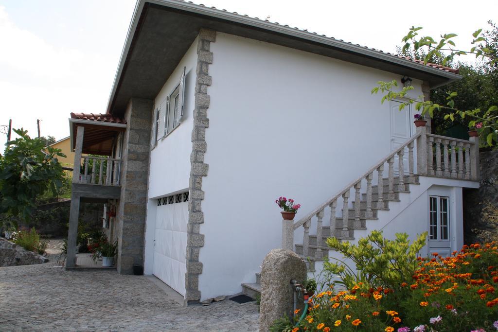 Castelo Dos Sonhos Hotel Valadares  Exterior photo