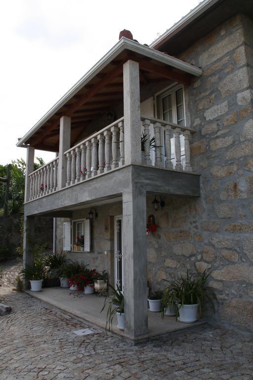 Castelo Dos Sonhos Hotel Valadares  Exterior photo